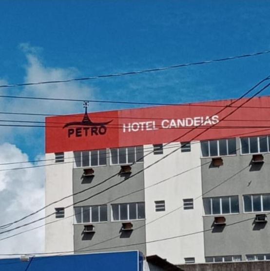 Petro Hotel Candeias Candeias  Экстерьер фото