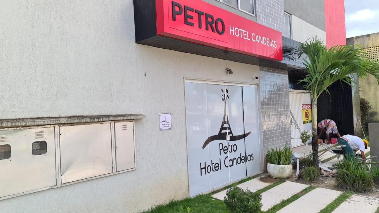 Petro Hotel Candeias Candeias  Экстерьер фото